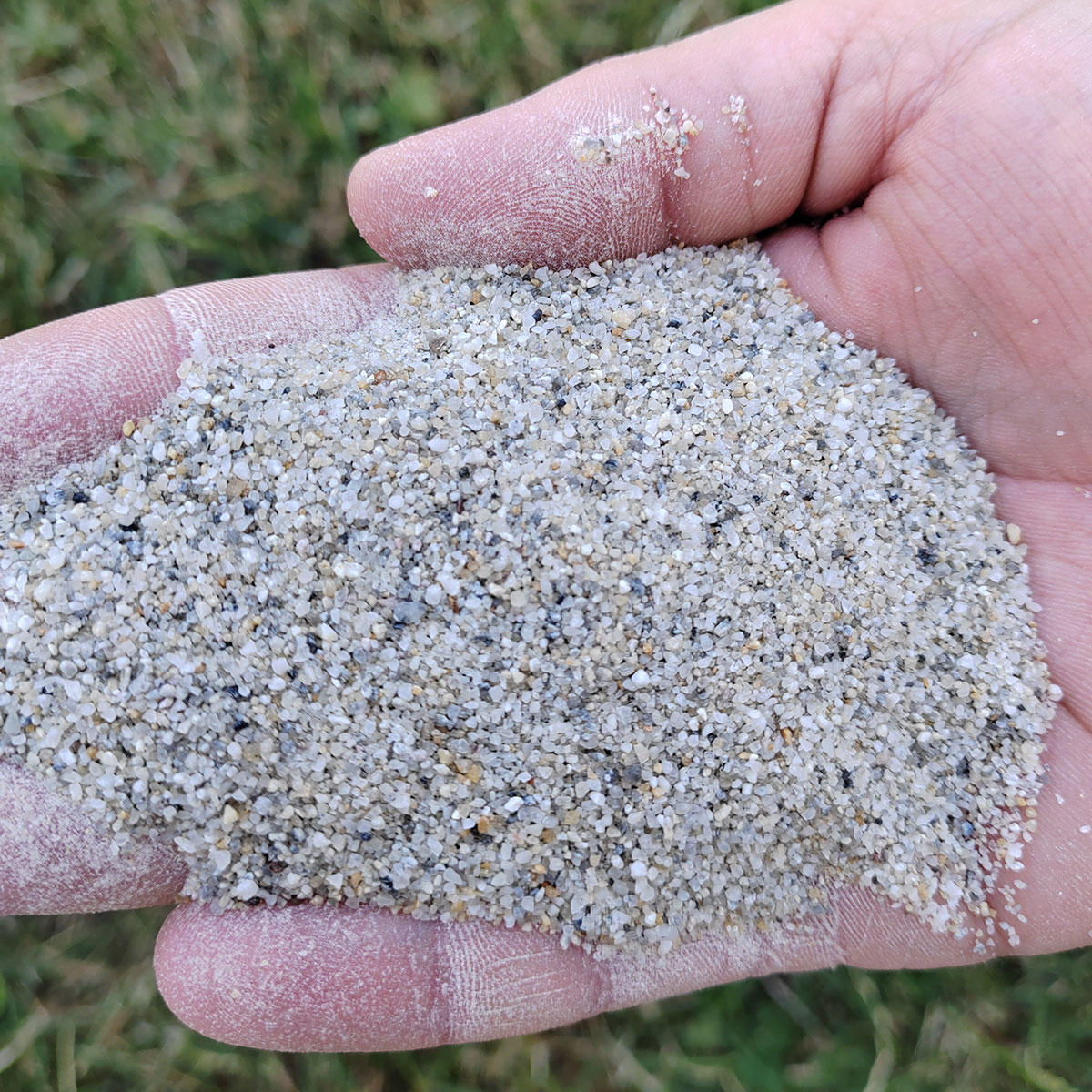 Kvarcni pesak za behaton (0.8-1.2 mm) - pakovanje od 100kg